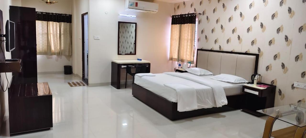 Ananya'S Nana Nani Homes Phase 3 Coimbatore Buitenkant foto